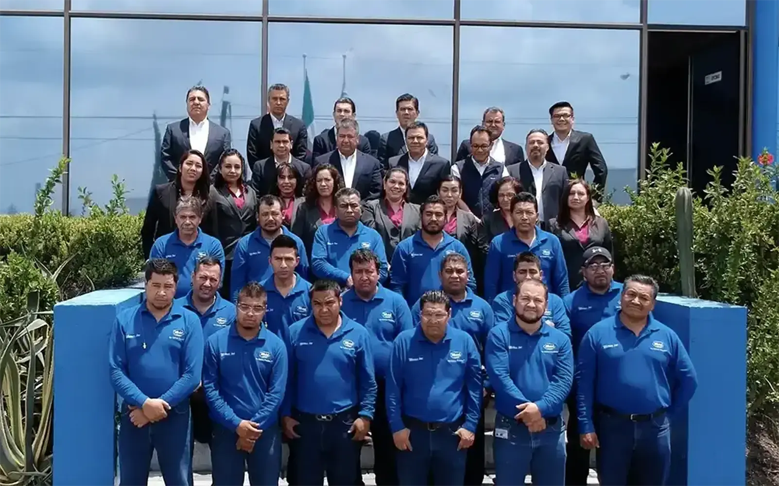 Ulbrinox Team Photo